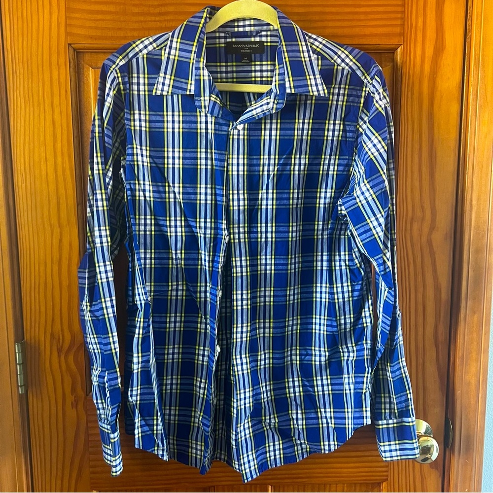 Banana Republic Men’s Medium Tailored Fit Blue and Yellow Plaid Dress Shirt